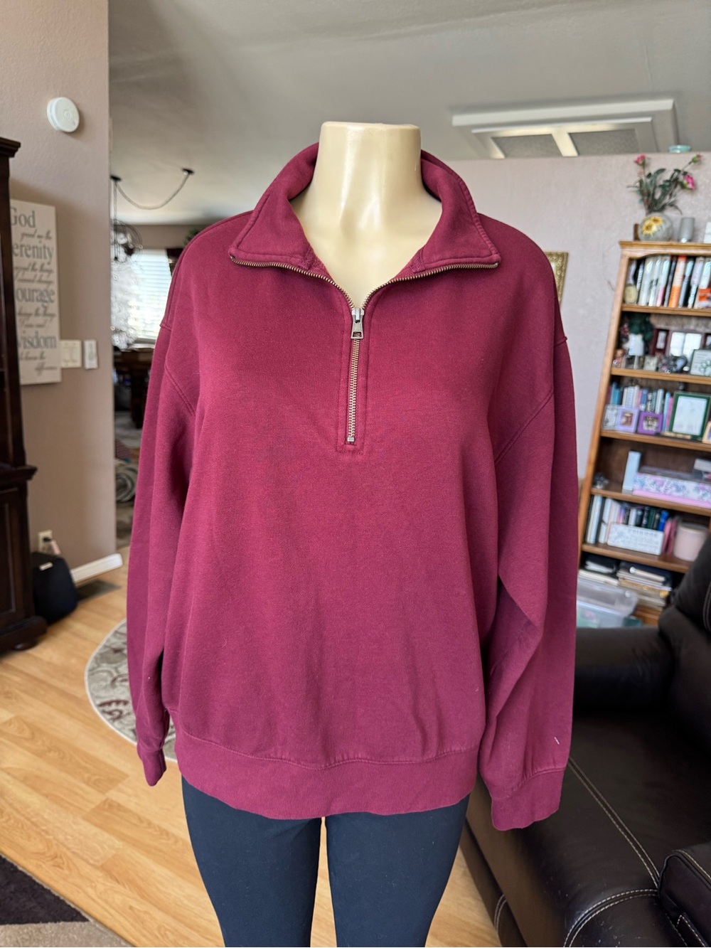 Universal Thread burgundy woman’s zip-up sweatshirt-size L